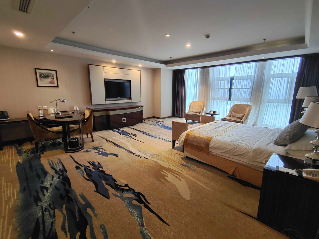 无锡明都大酒店（悦尚奥莱天一地铁站店）主图