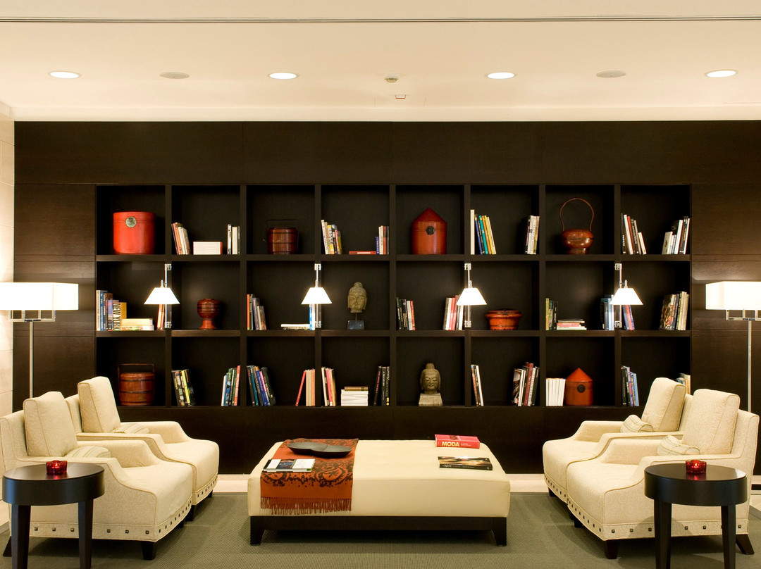 米兰星级大酒店