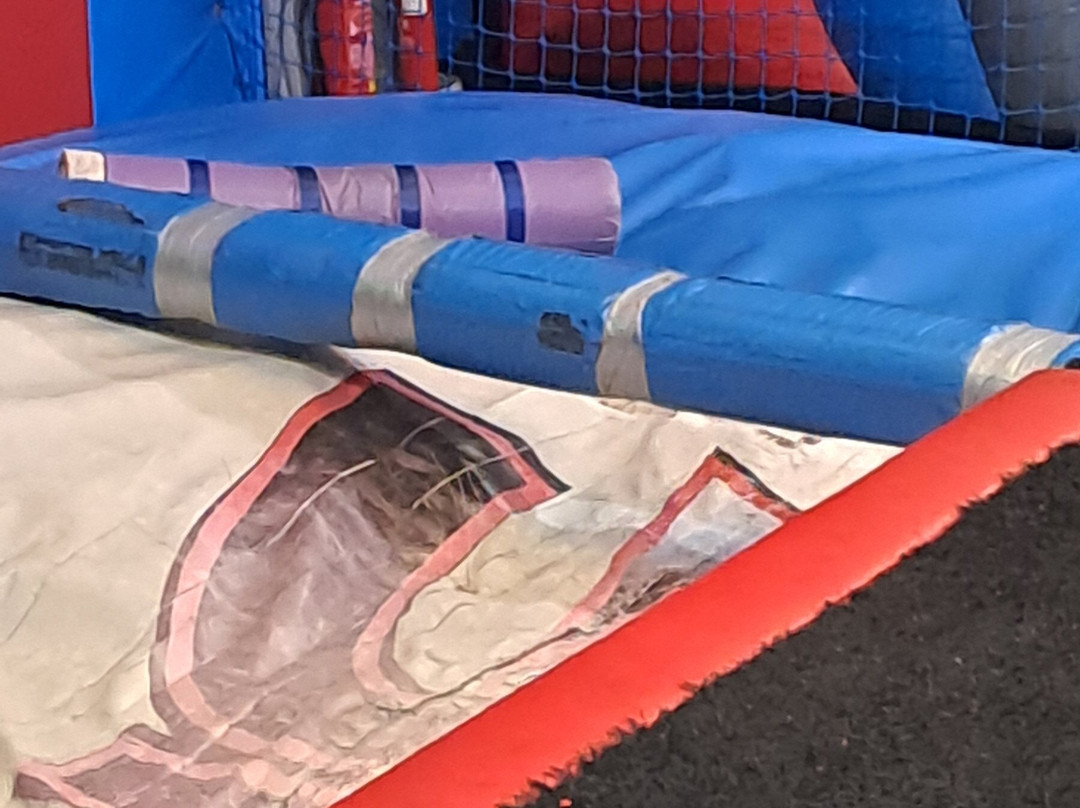 Boing Zone Trampoline Park-Stourbridge必去景点