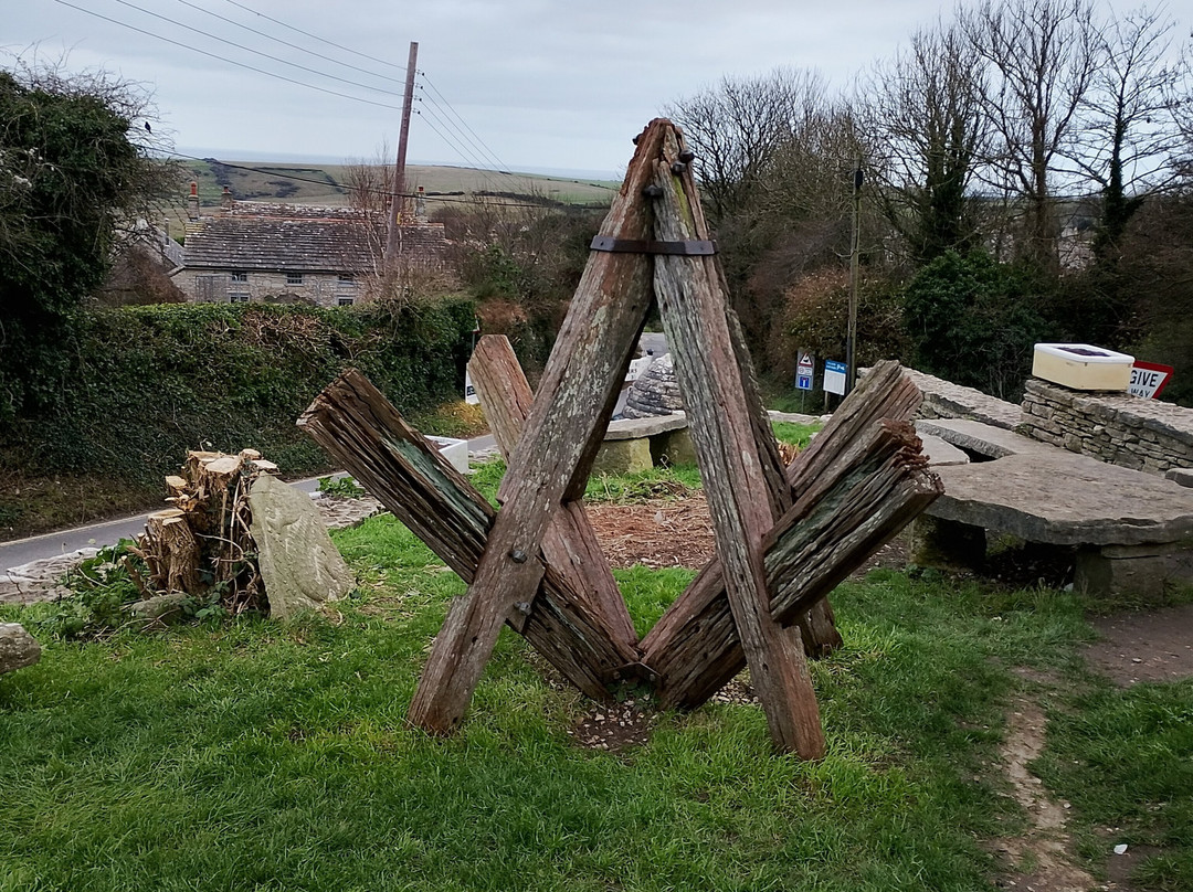 The Square and Compass-斯沃尼奇必去景点