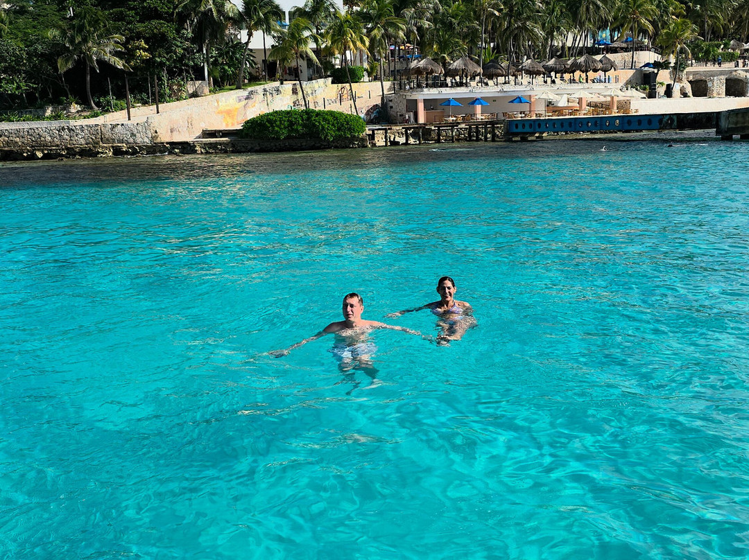 MM Royale Yachts-女人海滩必去景点