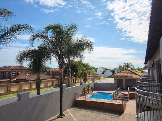 欧陆普利姆酒店主图