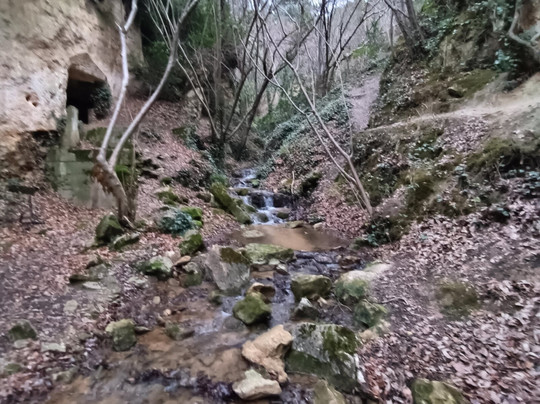 Eremitorio Cueva de los Portugueses-Trespaderne必去景点