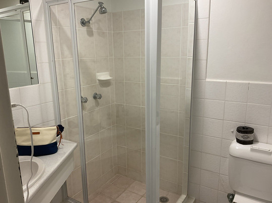 东港汽车酒店主图