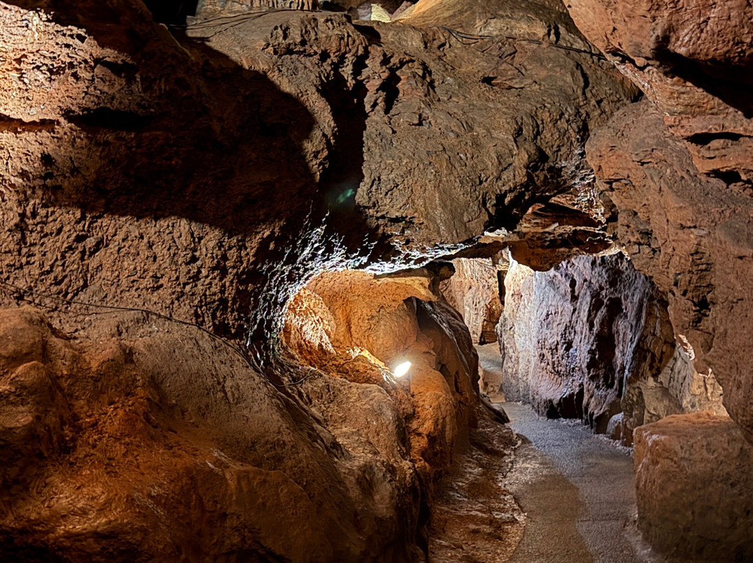 肯特洞穴-托基必去景点
