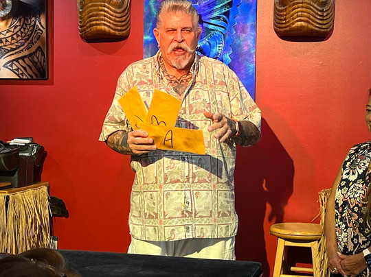 Kozy's Tiki Palace-Hawaiian Gardens必去景点