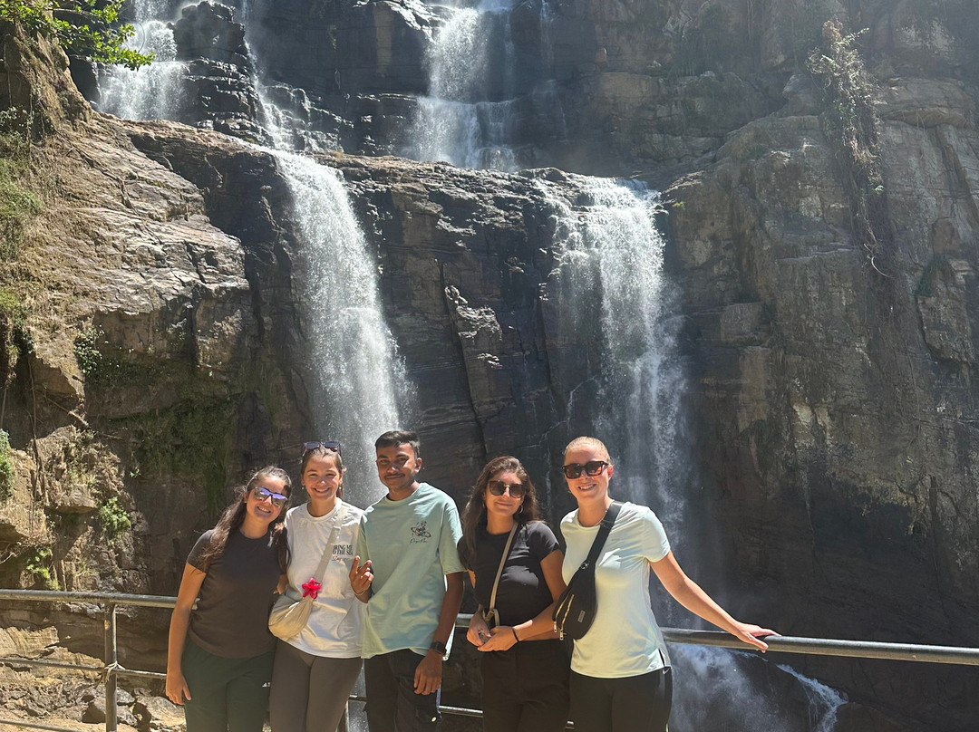 Harish Hari Tours-奴娃拉伊利雅必去景点