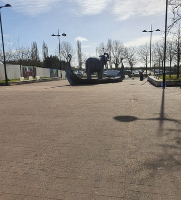 Edward's Elephant-Kirkby必去景点