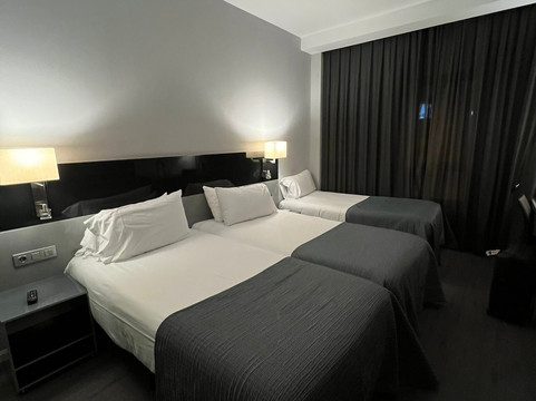 瓷器托尼奥酒店主图