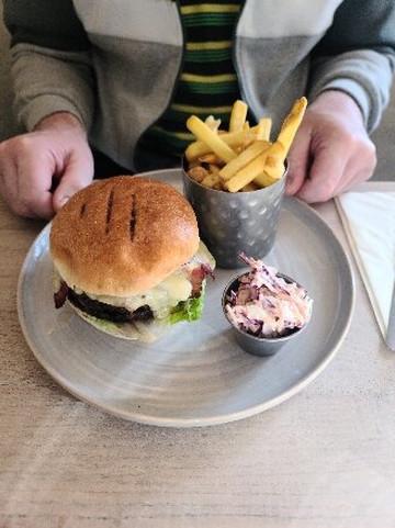 包伯夫国王头酒店主图