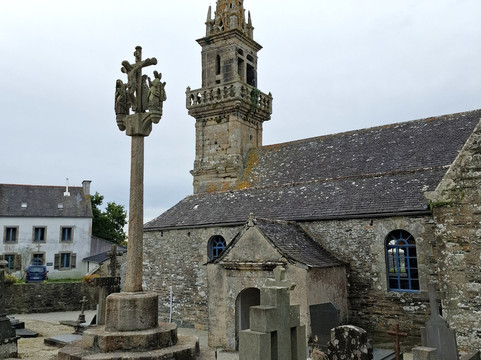 Église Saint-Cadou-Sizun必去景点