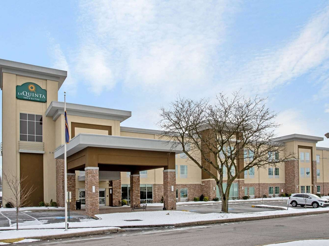 约克拉昆塔温德姆套房酒店主图