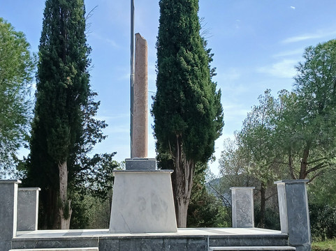 Karaağaç Şehitliği