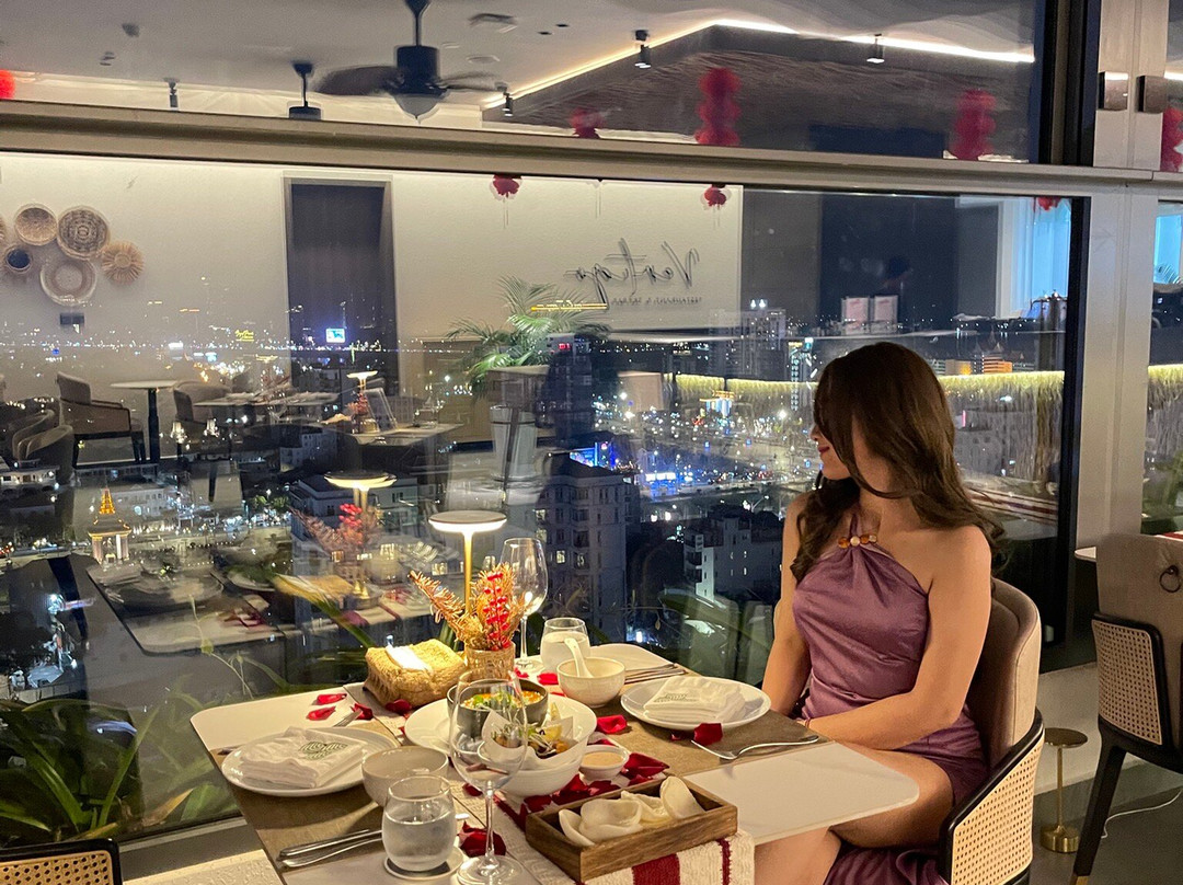 Vertigo Restaurant & Skybar