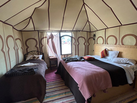 Redouane Sahara Tours 4x4-伊拉悉迪亚必去景点