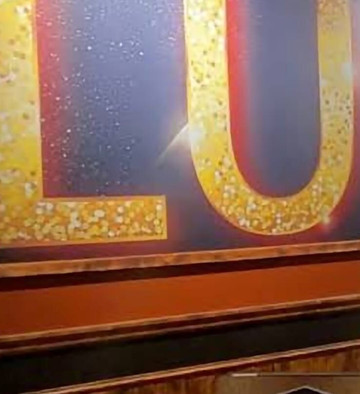 Golden Lux Bar And Restaurant