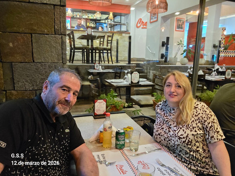 Creta Lomitos y Pizza