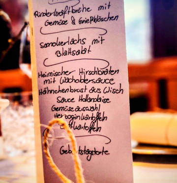 苏尔特里尼酒店主图