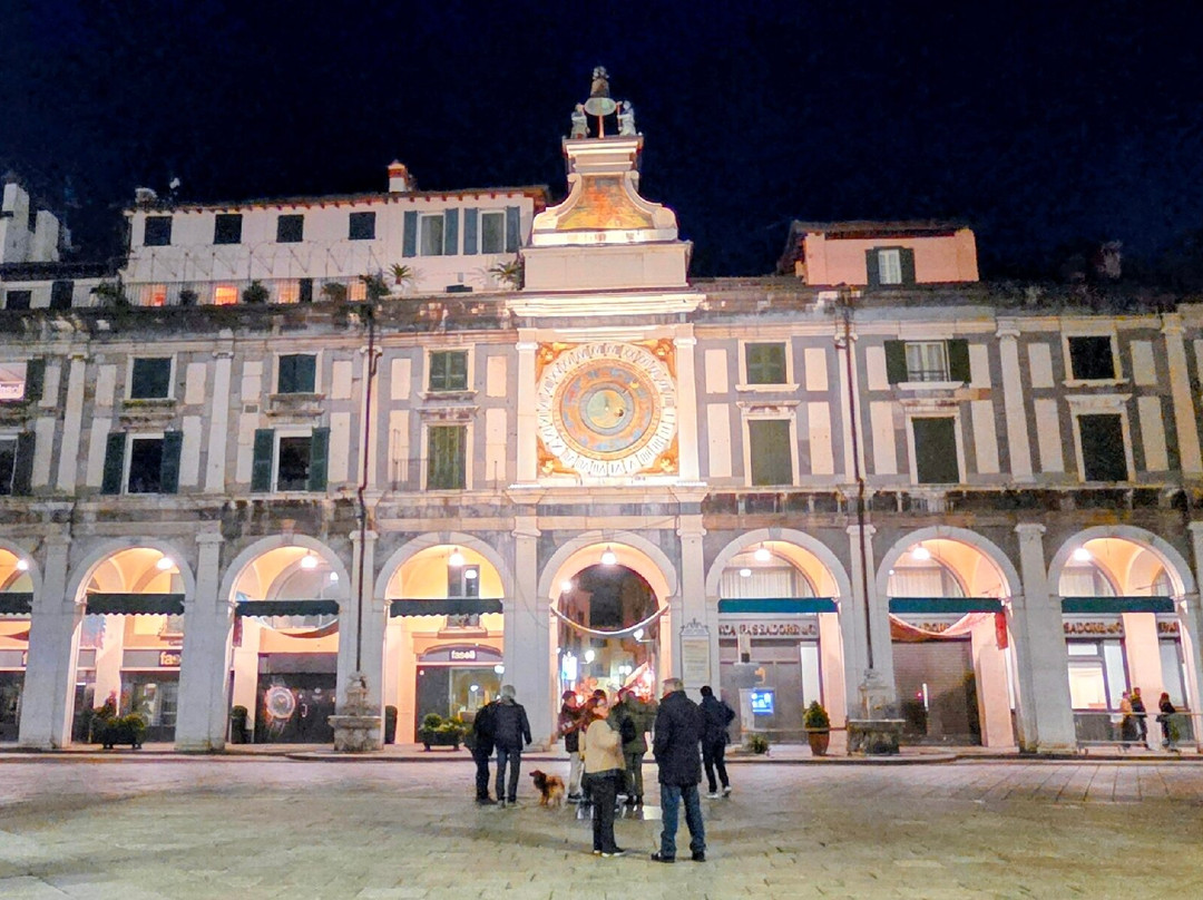 艾尔伯格欧罗洛吉欧酒店主图