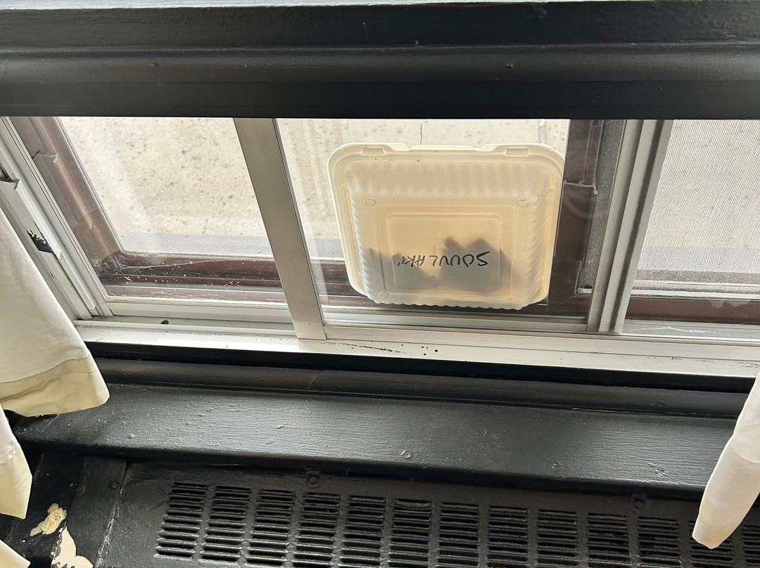 品质酒店及套房-皮埃尔·埃利奥特·特鲁多机场主图