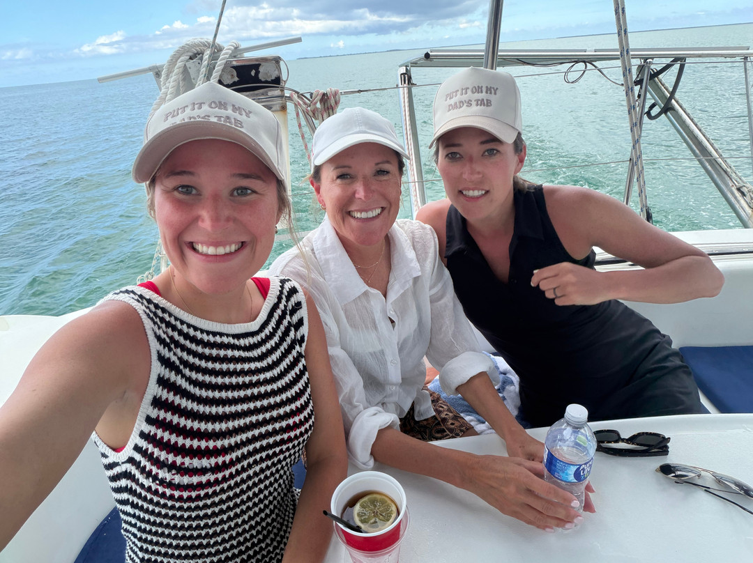 Sail With Friends Cayman-乔治城必去景点