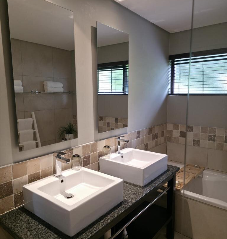 River Place Manor - Deluxe Double or Twin Room E主图