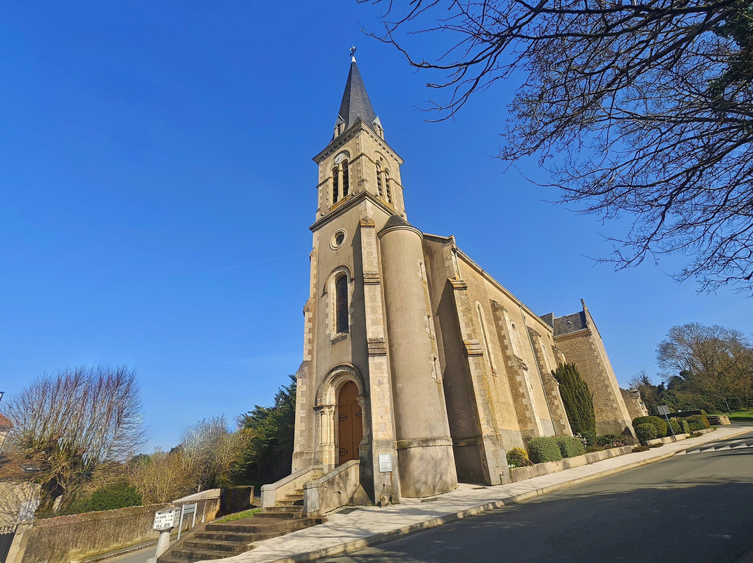 Eglise Saint Martin de Tours-Le Gue-de-Velluire必去景点
