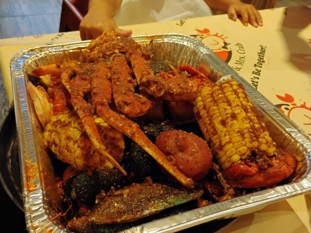 Mr. & Mrs. Crab Juicy Seafood & Bar Lakeland