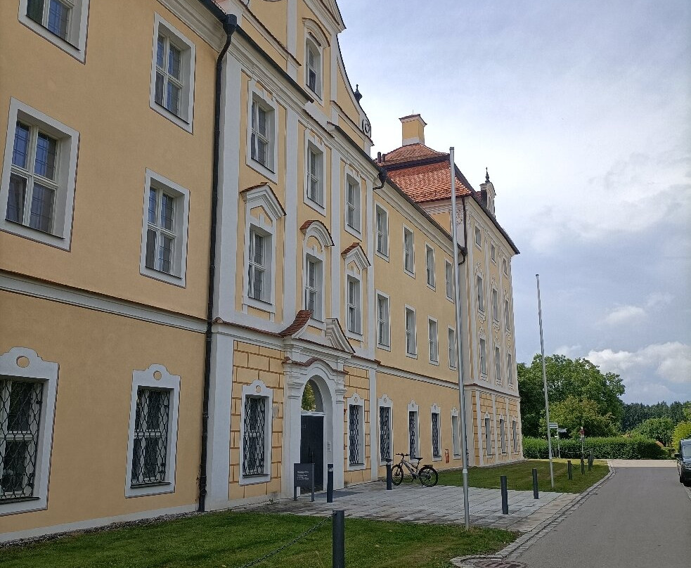 Kloster Roggenburg-Roggenburg必去景点
