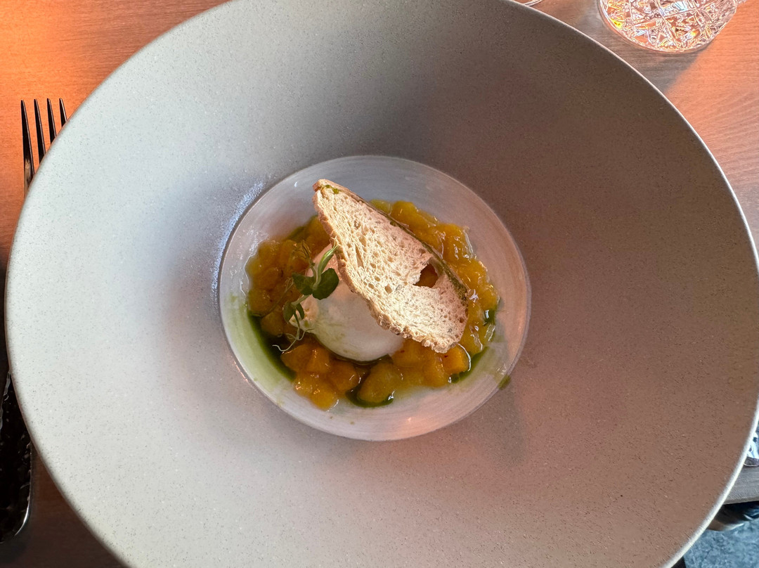 Mosbacher's Restaurant & Bar