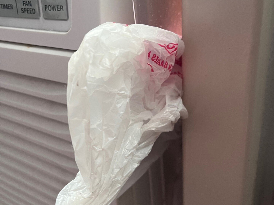 阿珀莱克蓝湖小屋主图