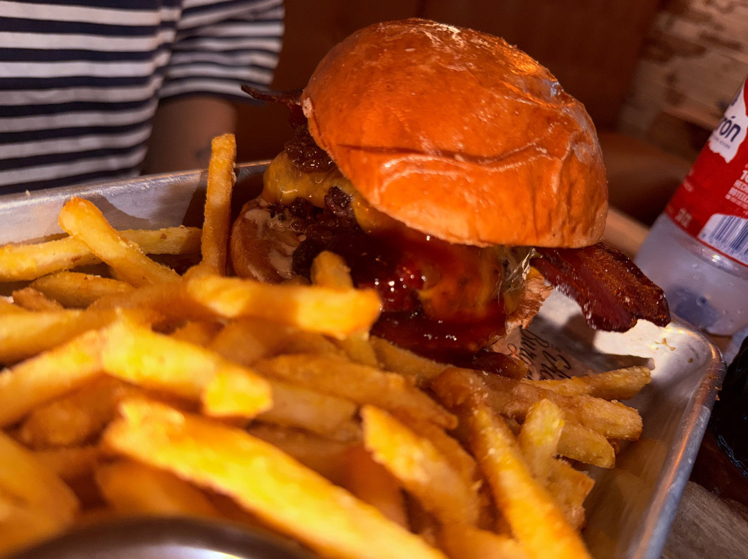 The Vicbros Burger