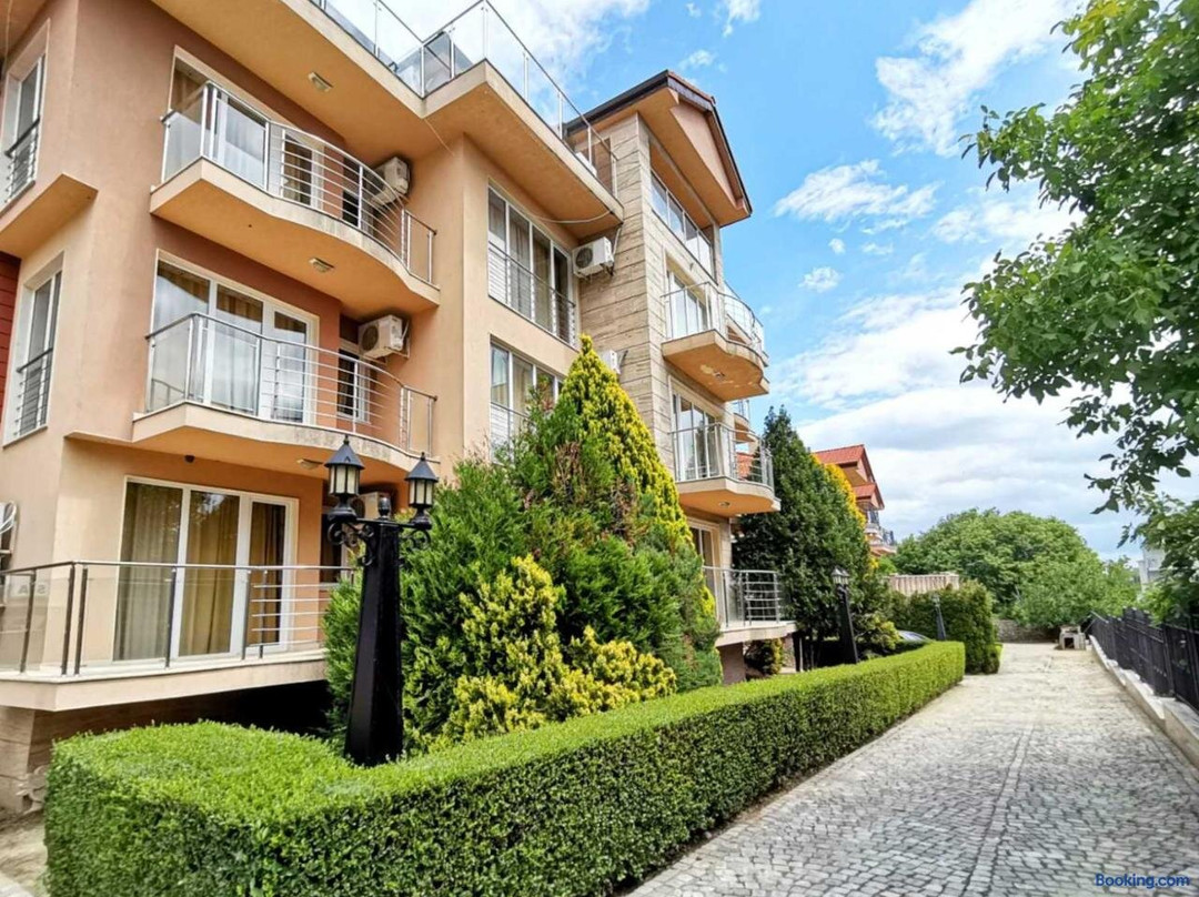Trakata酒店住宿-Twins Palace Apart Hotel