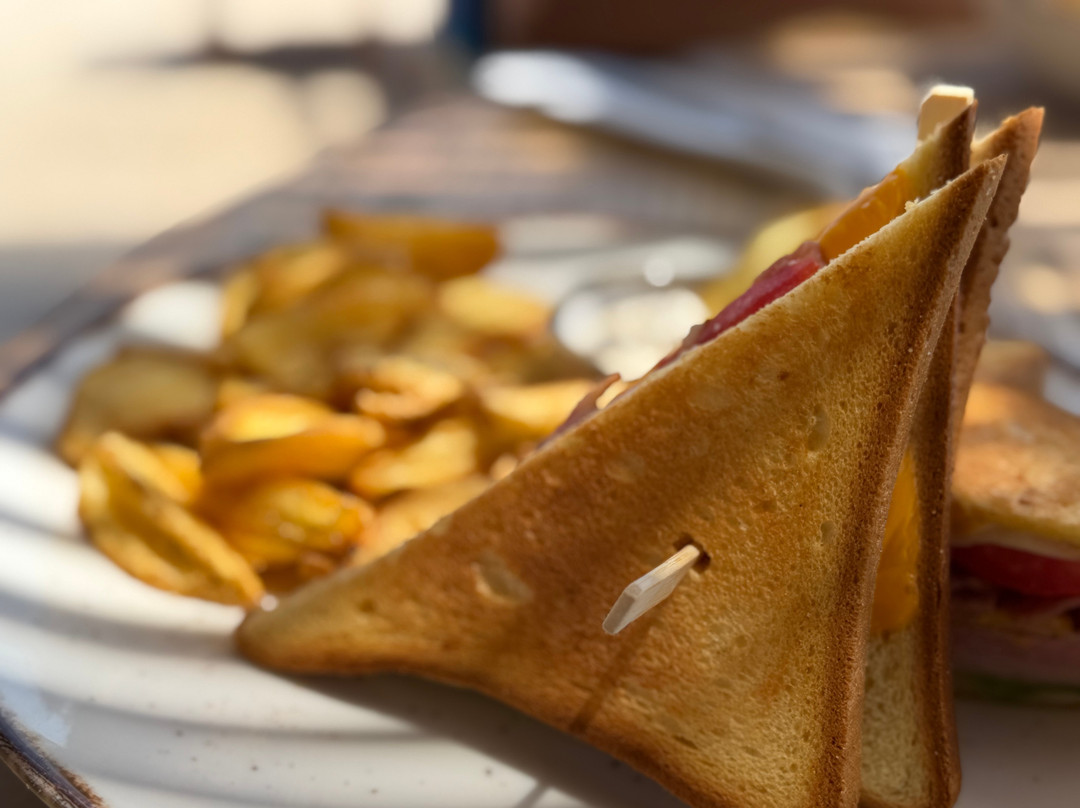 Noa Beach Bar & Restaurant