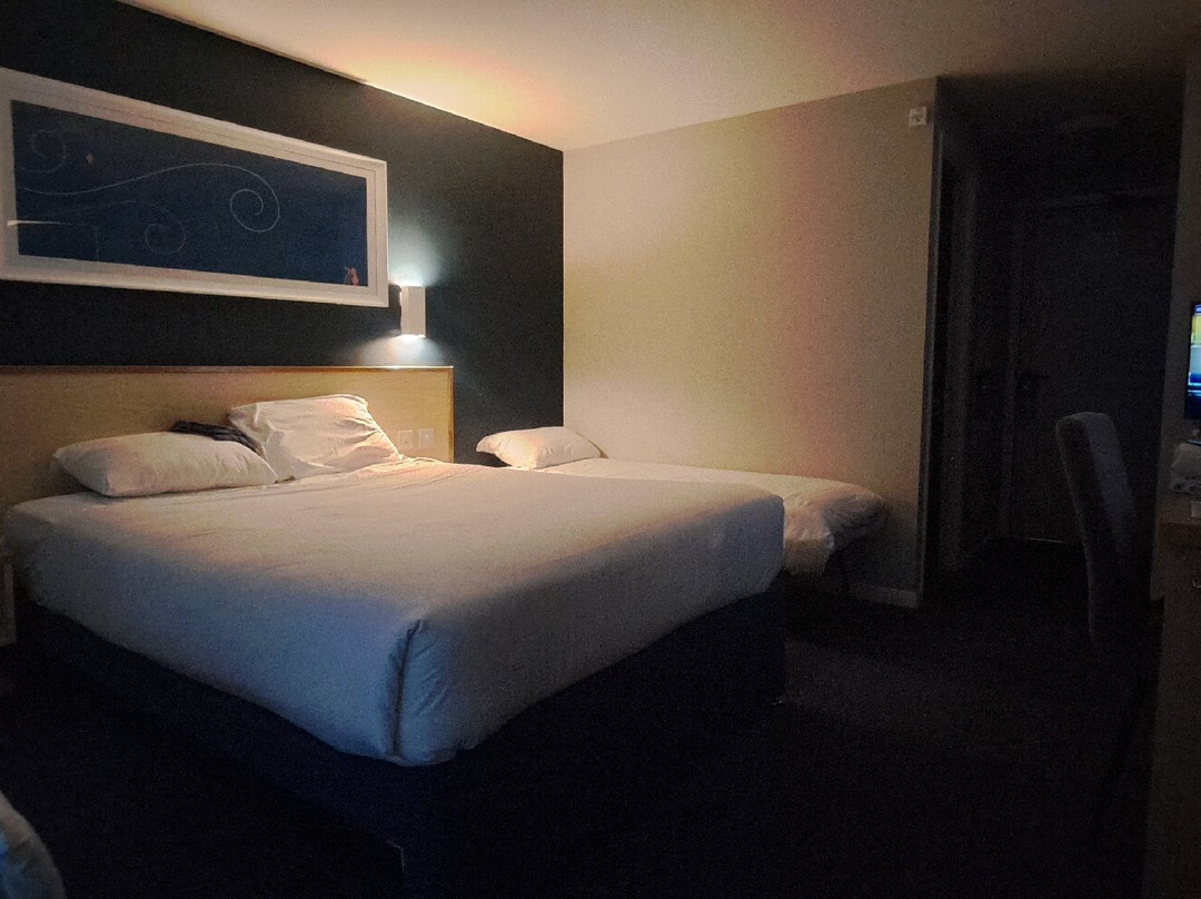 Travelodge Cardiff Llanedeyrn主图