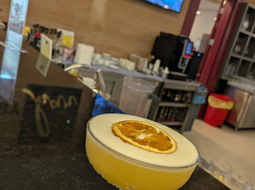 侧冠阳光主图