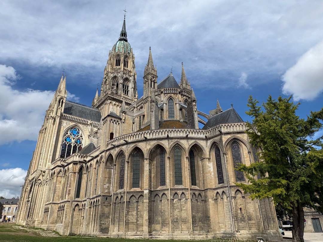 Cathedrale Notre-Dame-巴约必去景点