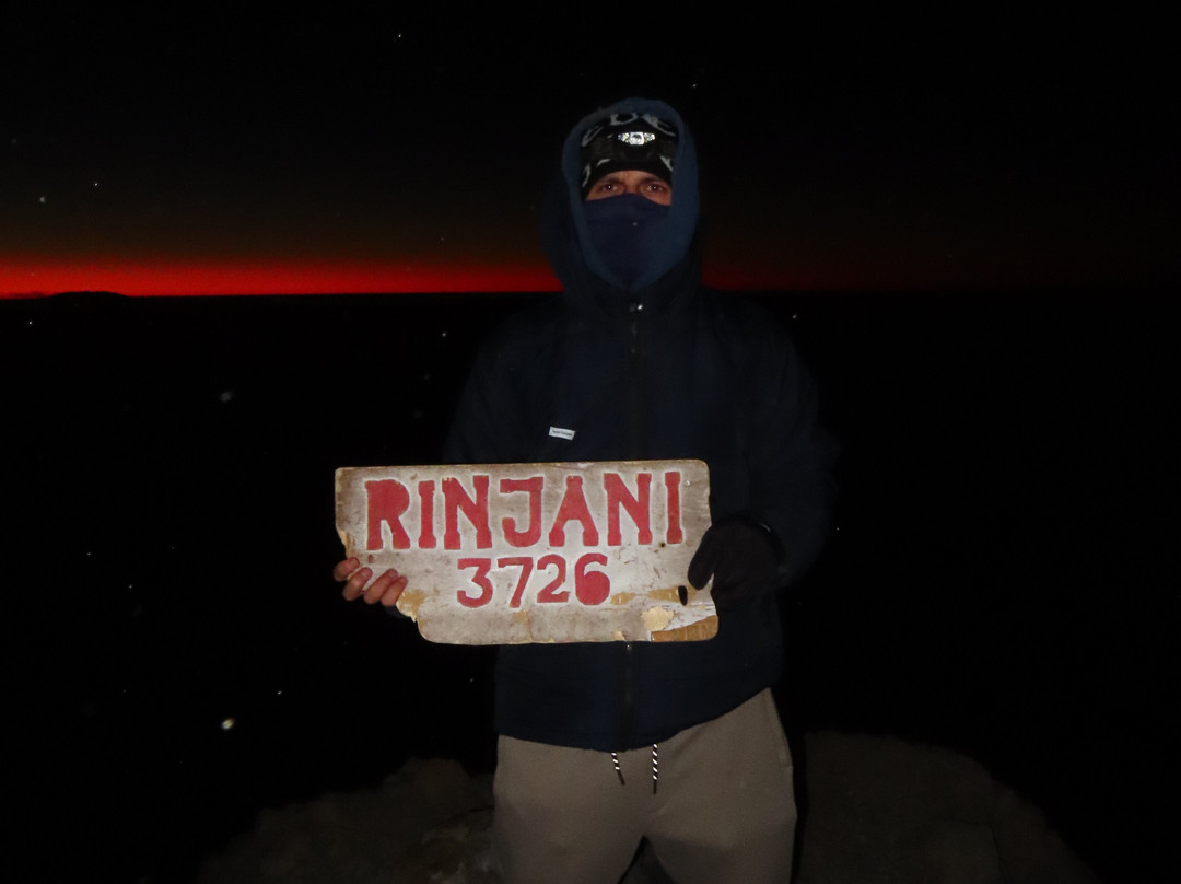 Harry Rinjani Trekking-Senaru必去景点