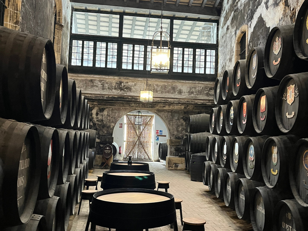 Bodegas Lustau-赫雷斯德拉弗隆特拉必去景点