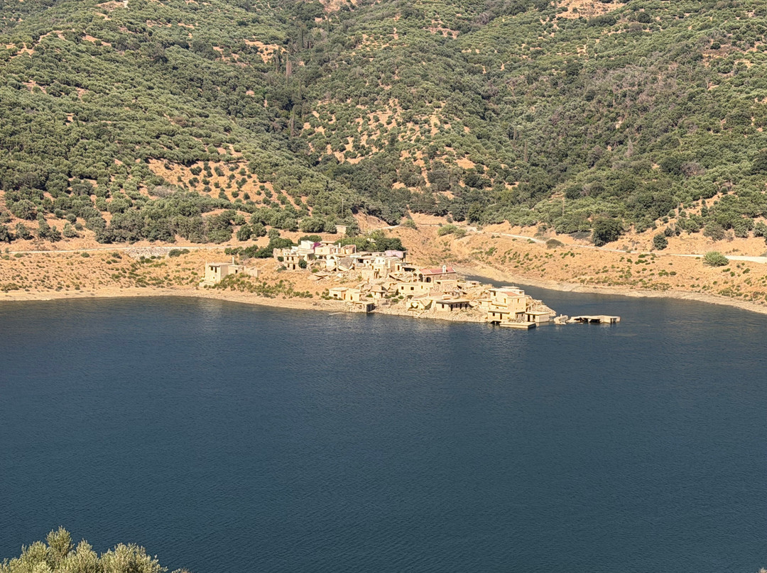 Cretan Tuk Tuk Tours-Piskopiano必去景点