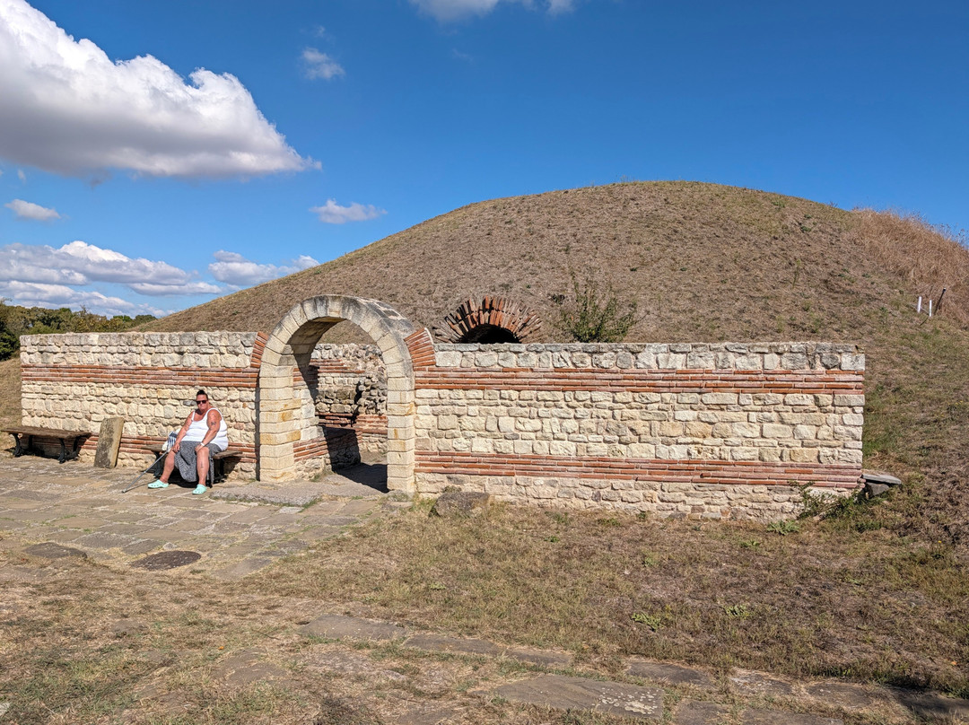 Thracian Necropolis Pomorie-帕莫瑞必去景点