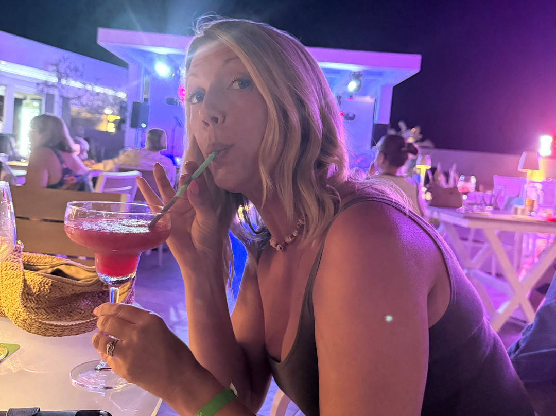 Iguana Cocktail Bar-卡拉马其必去景点