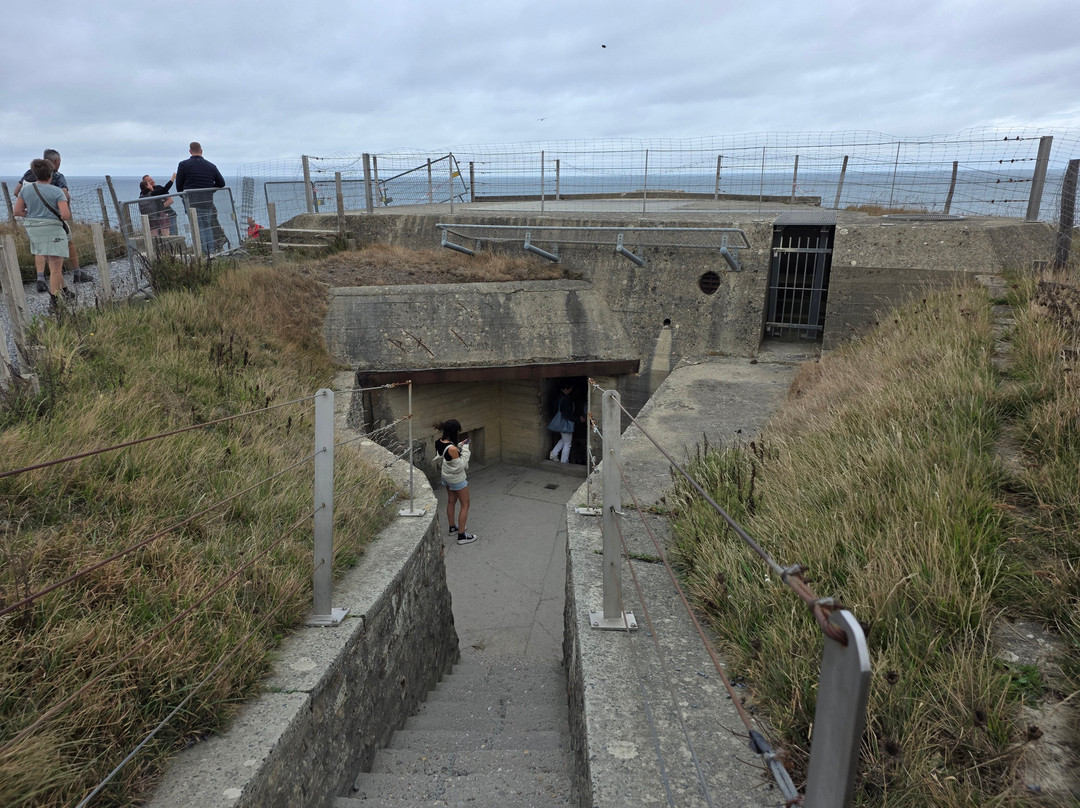 Pointe du Hoc-Cricqueville-en-Bessin必去景点