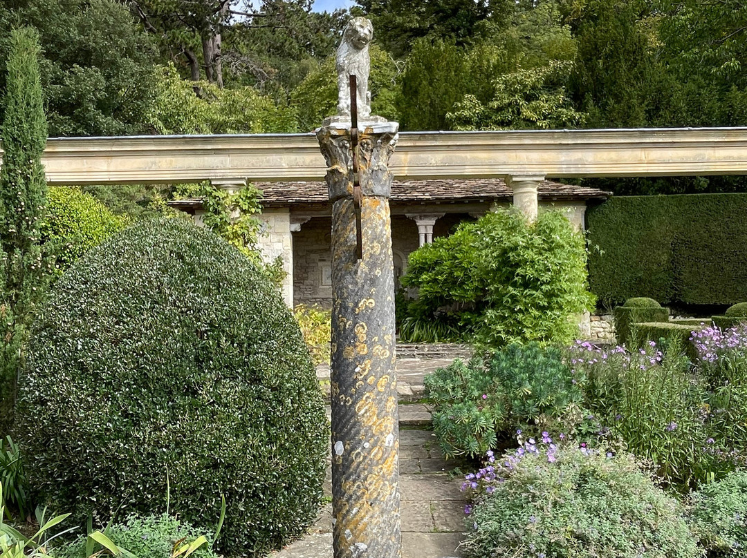 Iford Manor: The Peto Garden-埃文河畔布德拉夫必去景点