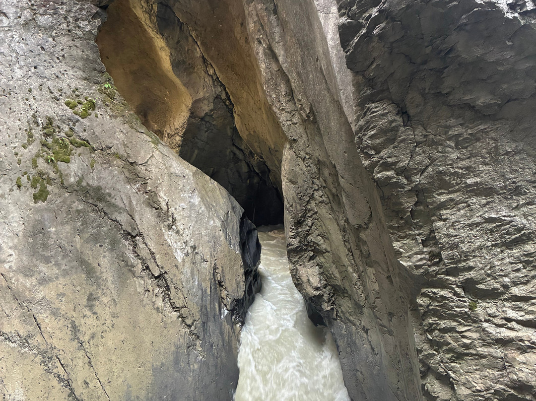 Trummelbach Falls-劳特布龙嫩必去景点