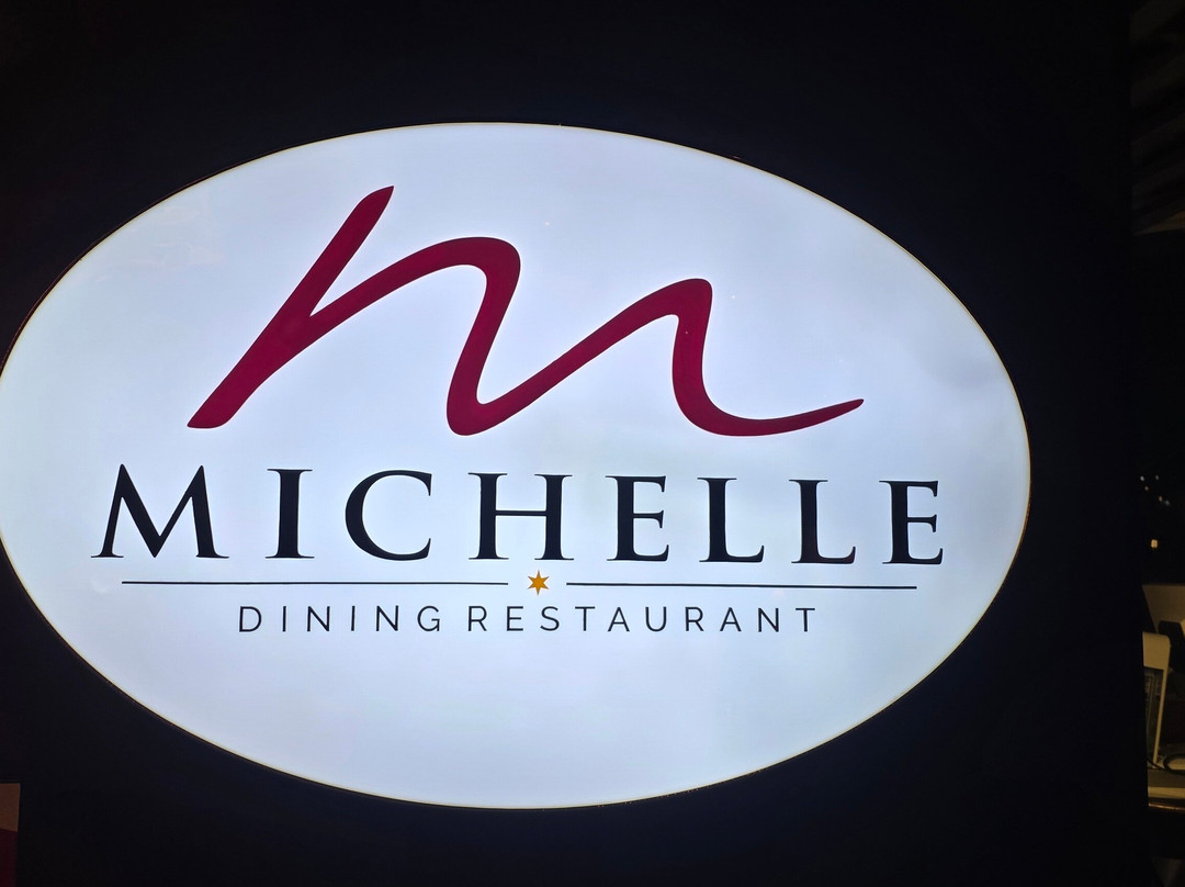 Michelle Dining