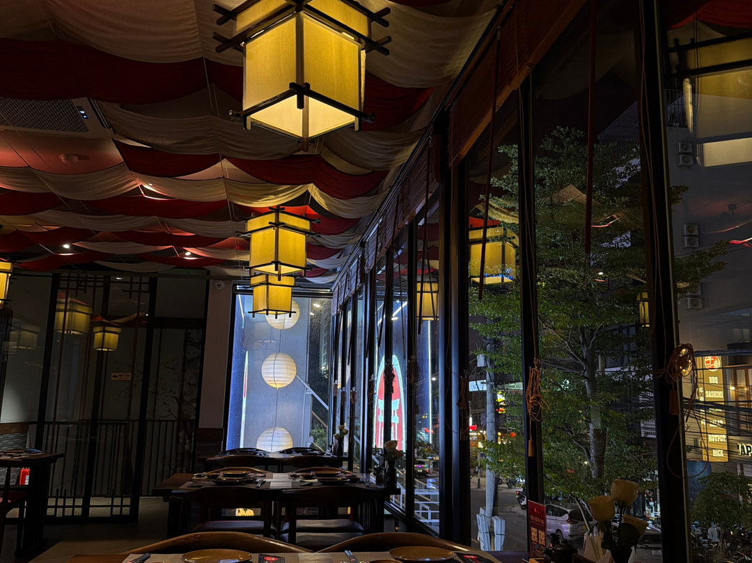 Kanpai Izakaya & Sushi