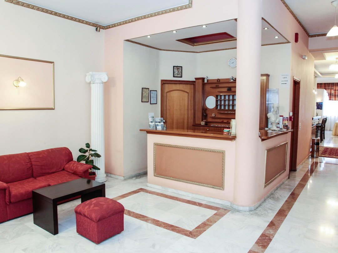 卡兰巴卡酒店住宿-Alexiou Hotel