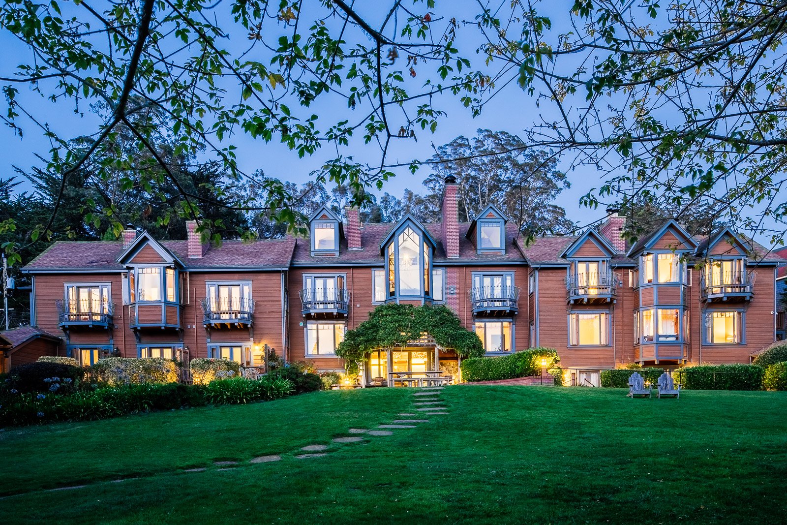 Olema House-官方