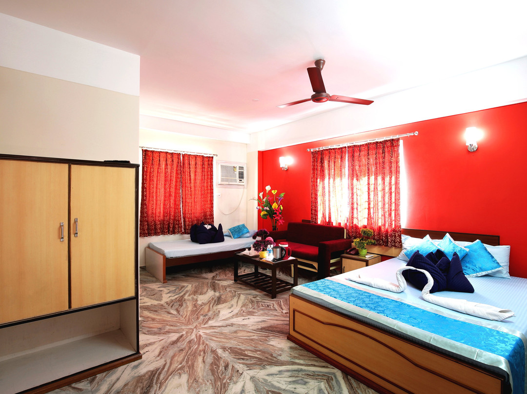 Hotel Vinayak Inn & Banquets